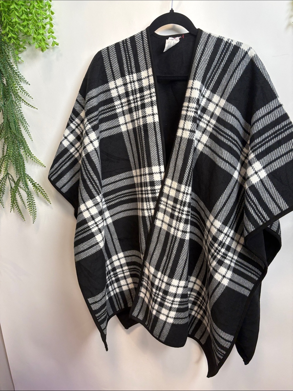Woolrich Black & White Plaid Open-Front Cape